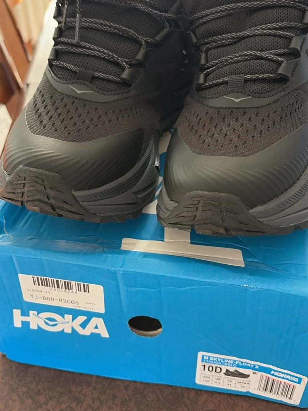 Hoka One One Men’s size 10